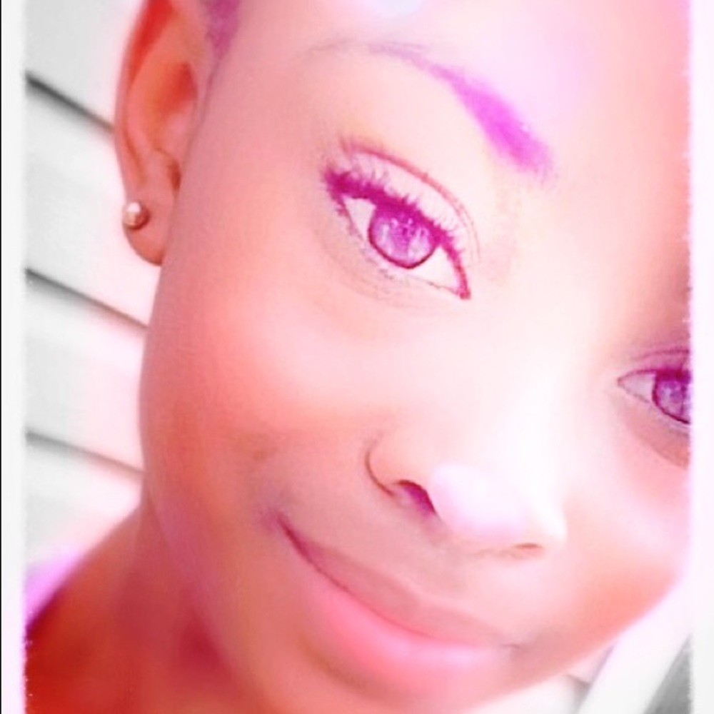 Meet your Posher, Dashmarie